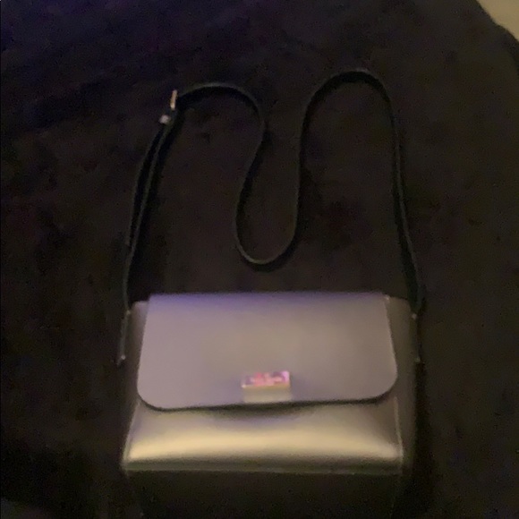 Kate Spade Crossbody - Picture 4 of 7